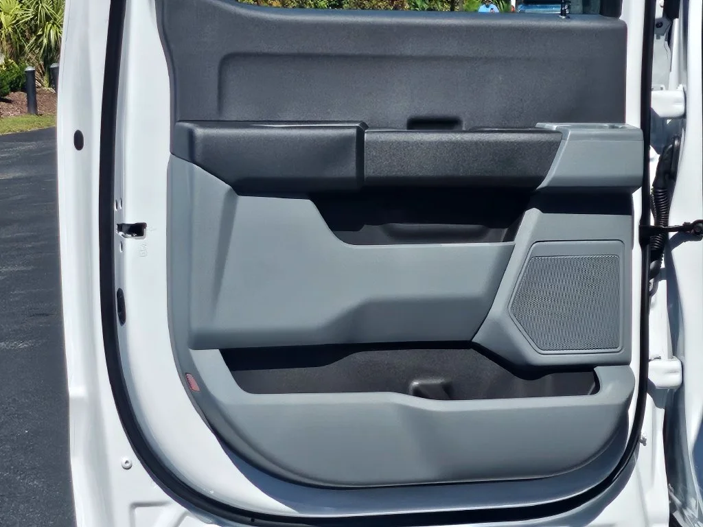 New 2027 White Ford XL image 32