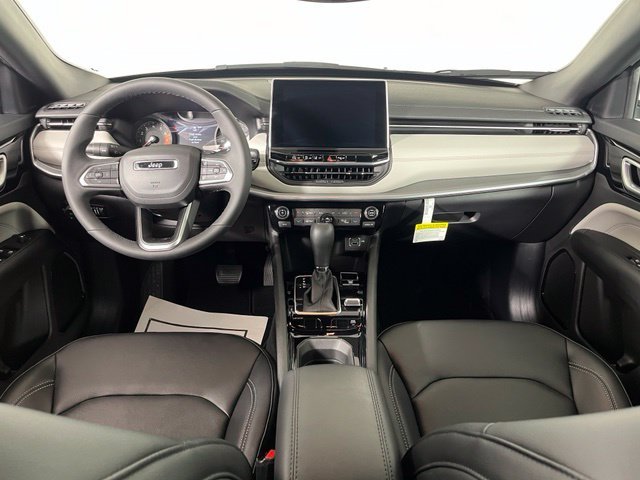 Used 2026 Silver Jeep Limited image 40