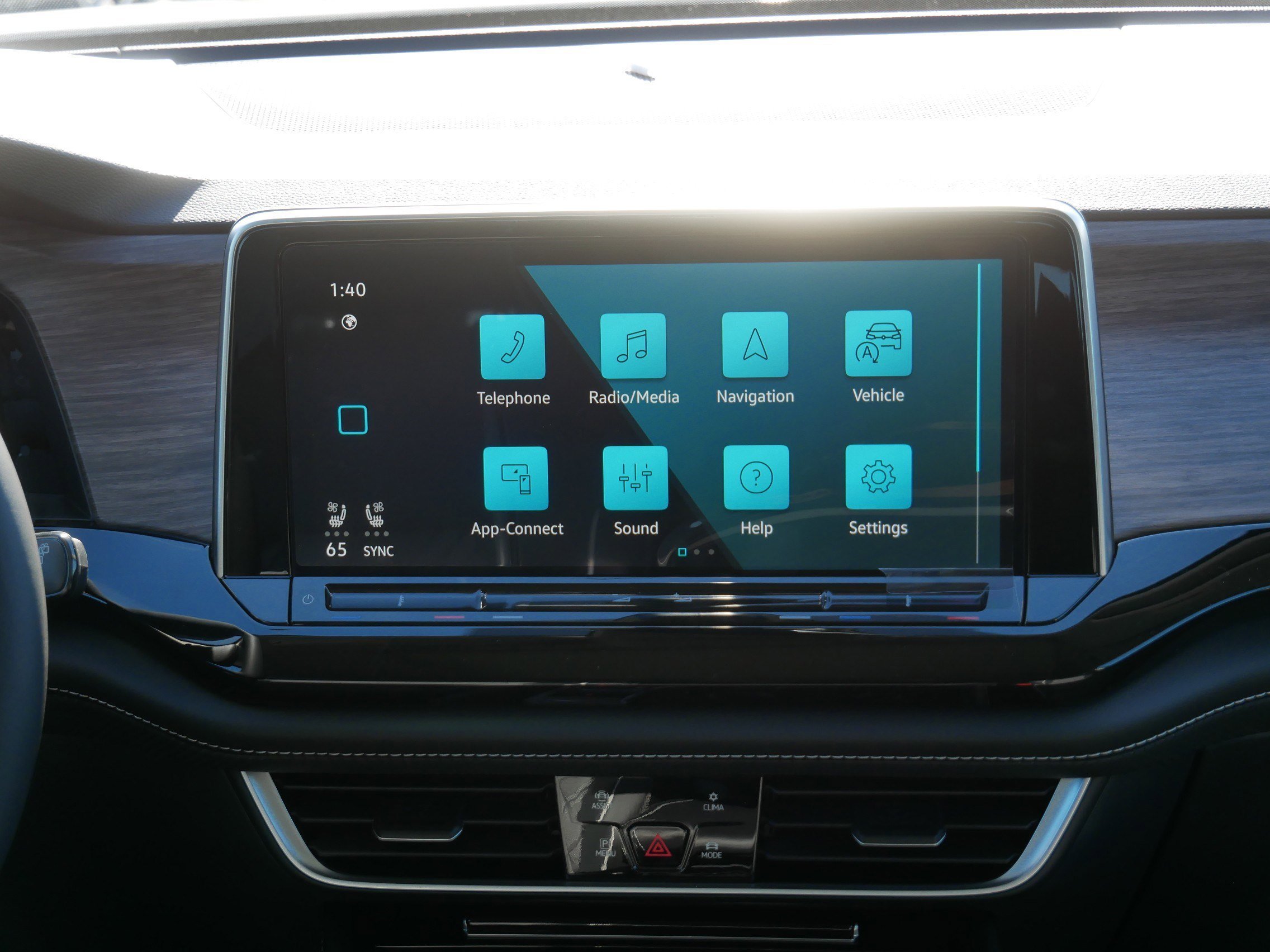 2026 Volkswagen Atlas SEL Premium R-Line - Photo 11