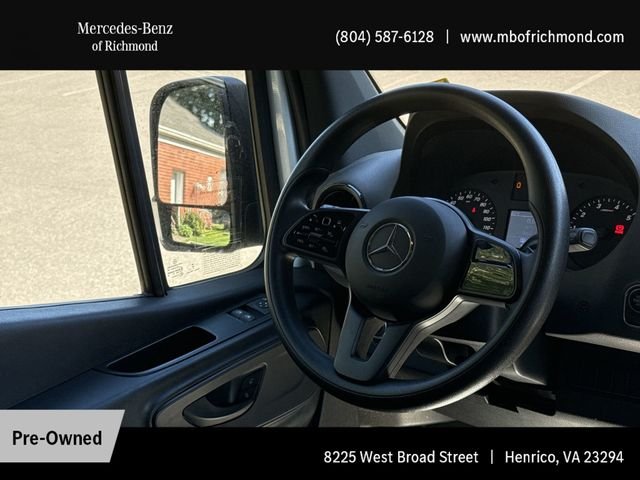 Used 2023 White Mercedes-Benz Cargo 144 WB image 22
