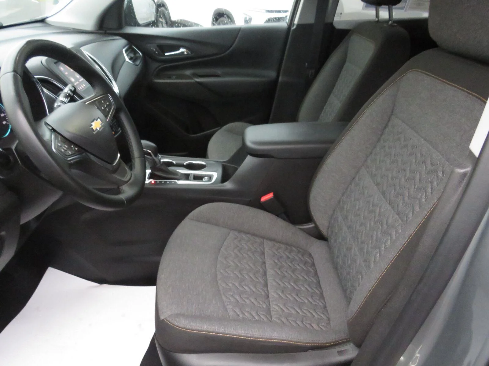Used 2024 Sterling Gray Metallic Chevrolet LT image 21