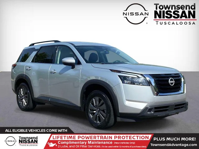2024 Nissan Pathfinder SV
