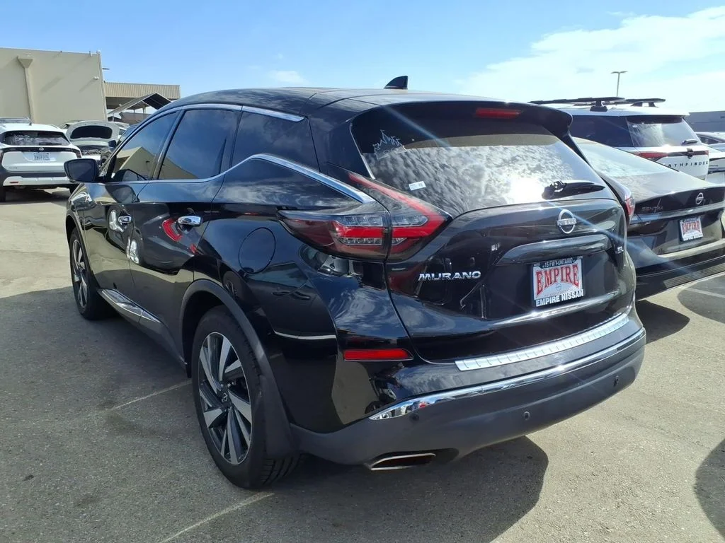 Used 2023 Black Nissan SL image 10