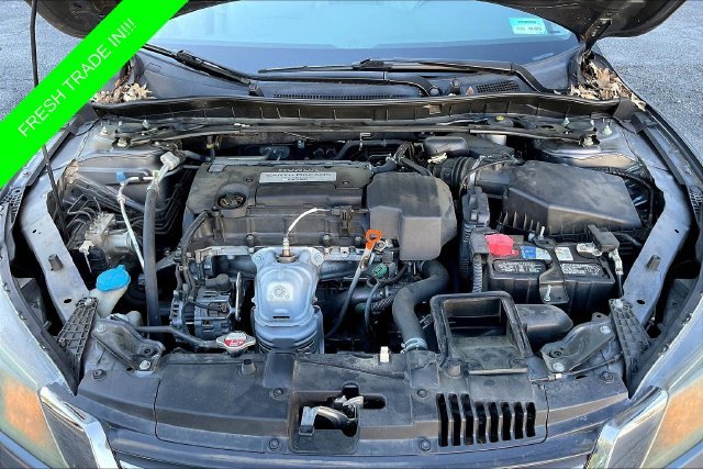 Used 2013  Honda EX-L image 32