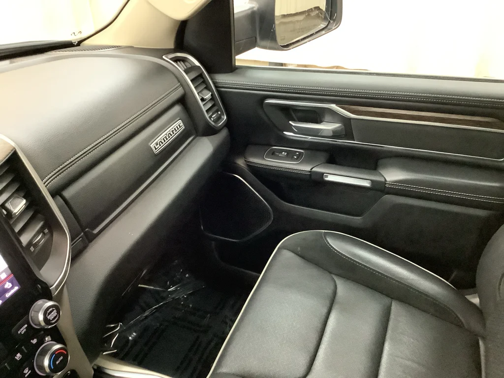 Used 2020 Bright White Clearcoat Ram Laramie image 23