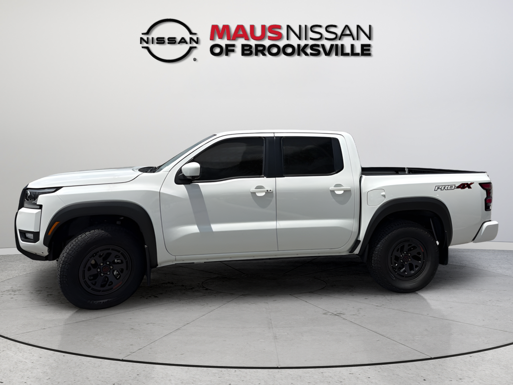 New 2026 White Nissan PRO-4X image 5