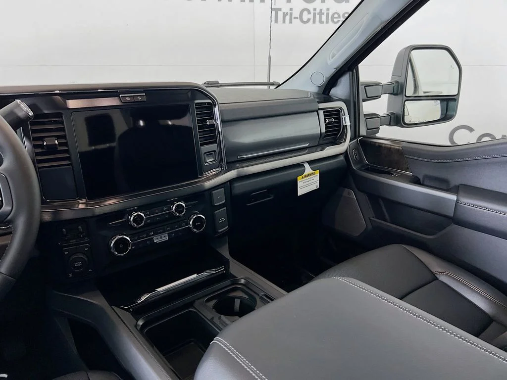 New 2026 Marsh Gray Ford Lariat image 27