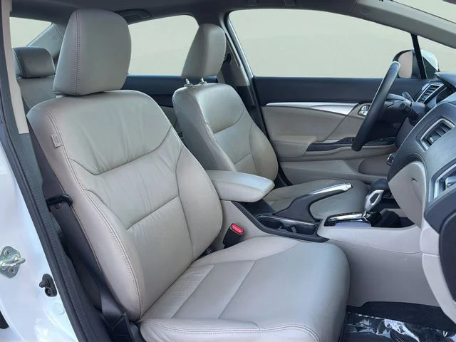 Used 2014 White Honda EX-L image 21