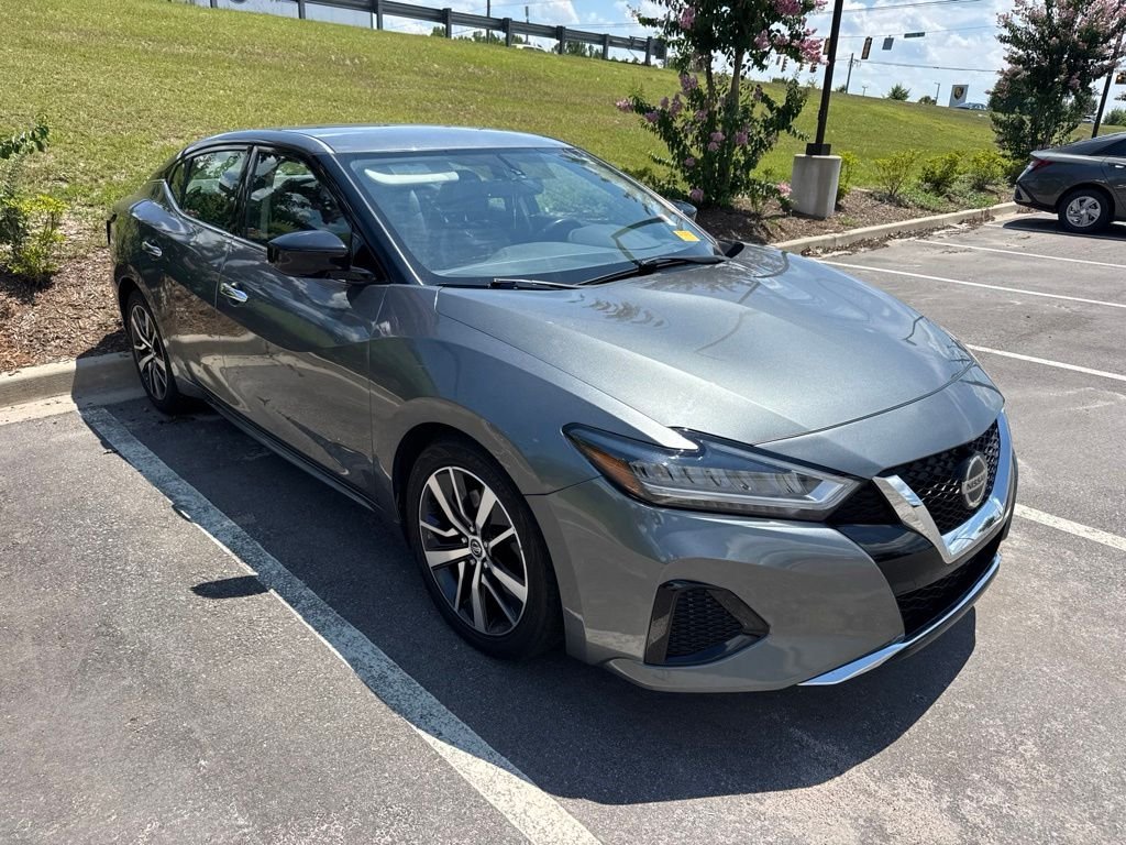 Used 2019 Gray Nissan 3.5 S image 2