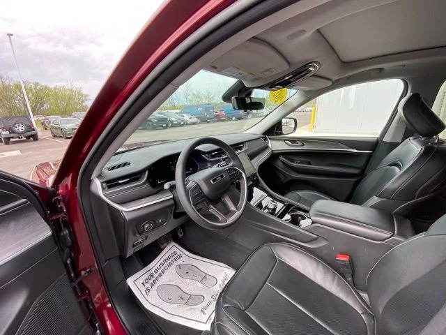 Used 2023 Red Jeep Limited image 13