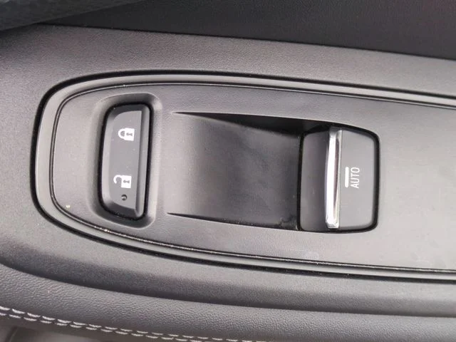 Used 2022 Brown Subaru Touring image 40