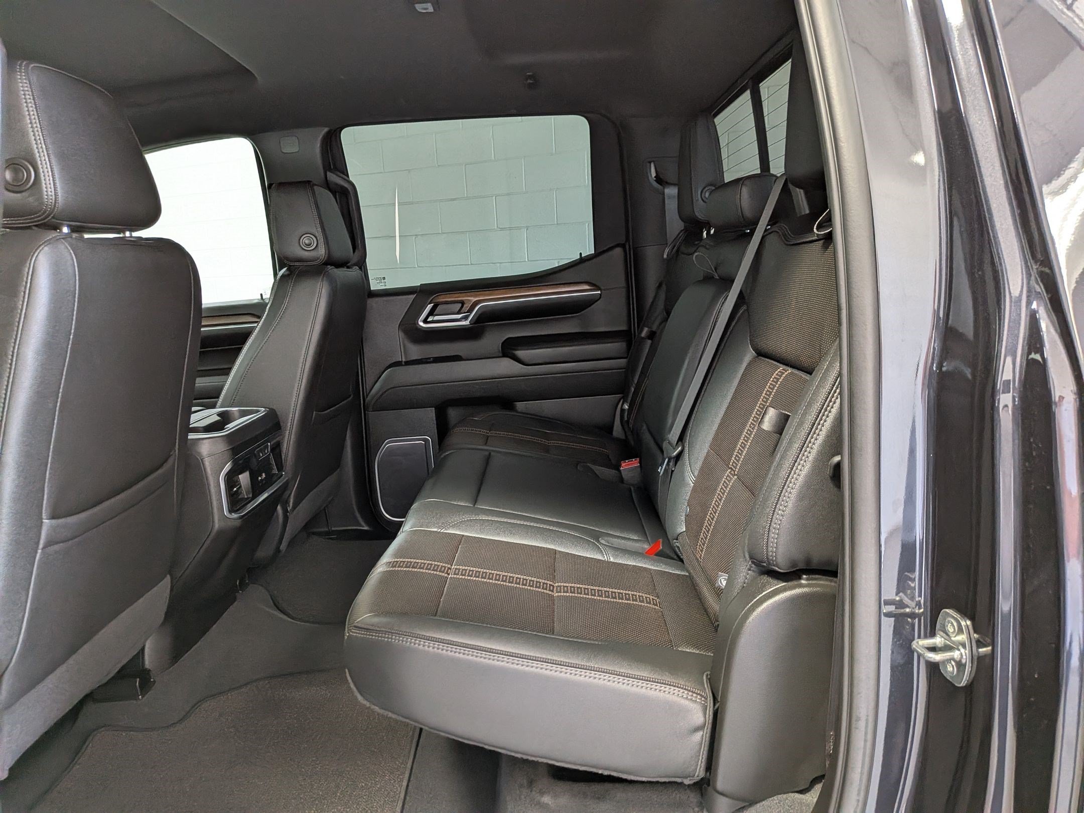 Used 2022 Dark Ash Metallic Chevrolet High Country image 29
