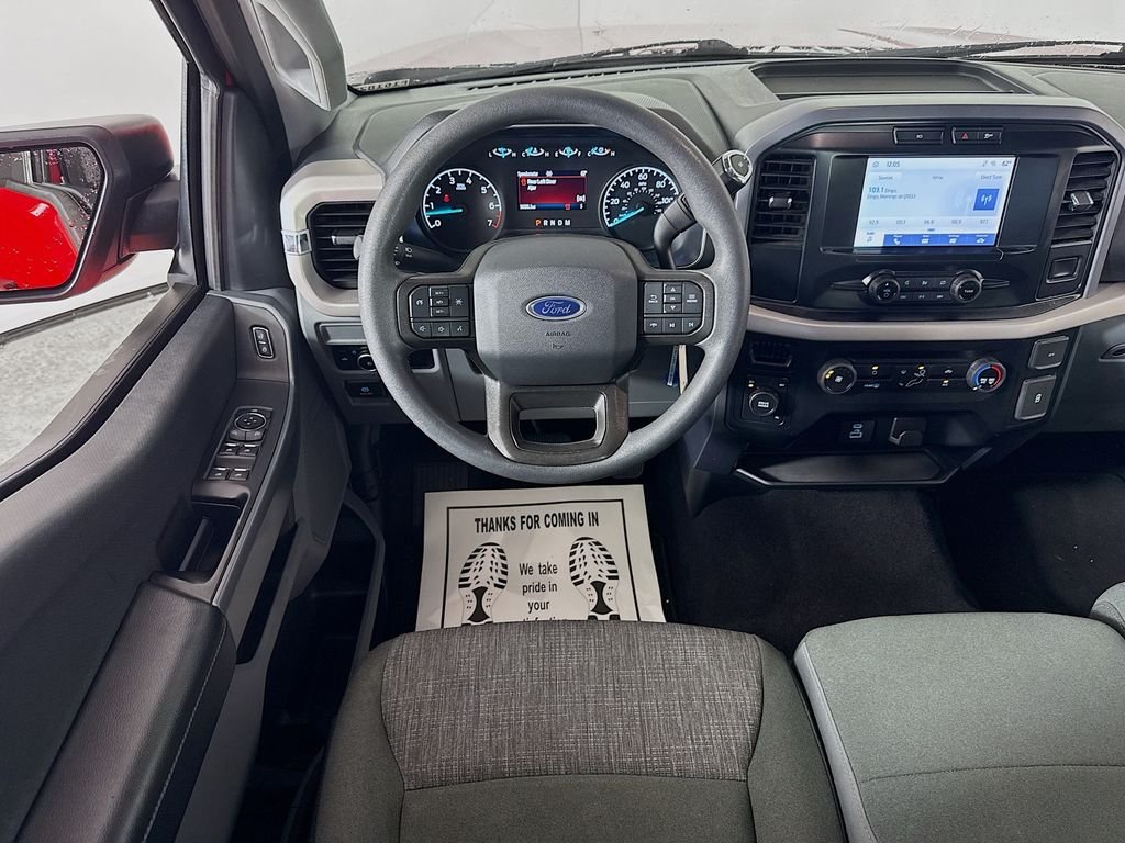 Used 2023 RACE RED Ford XLT image 3