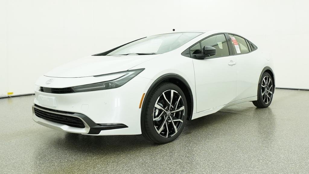 New 2026 Wind Chill Pearl Toyota XSE image 8