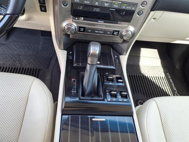 Certified Used 2021 Starfire Pearl Lexus GX 460 Luxury image 17
