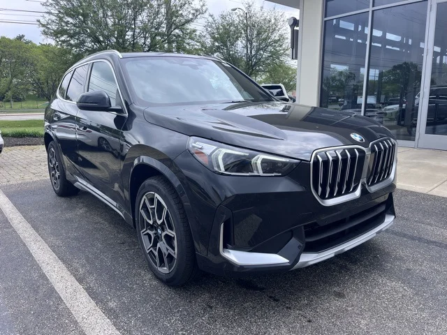 New 2025 Black Sapphire Metallic BMW xDrive28i image 1