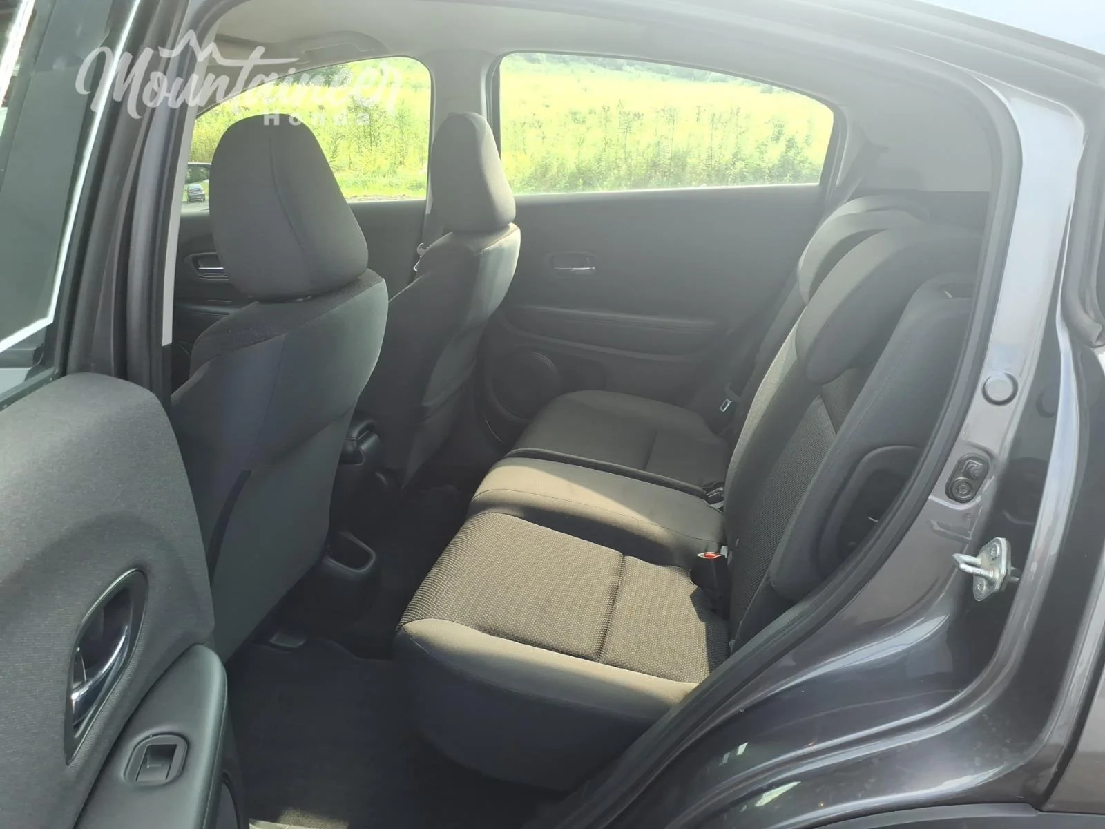 Used 2022 Modern Steel Metallic Honda LX image 16