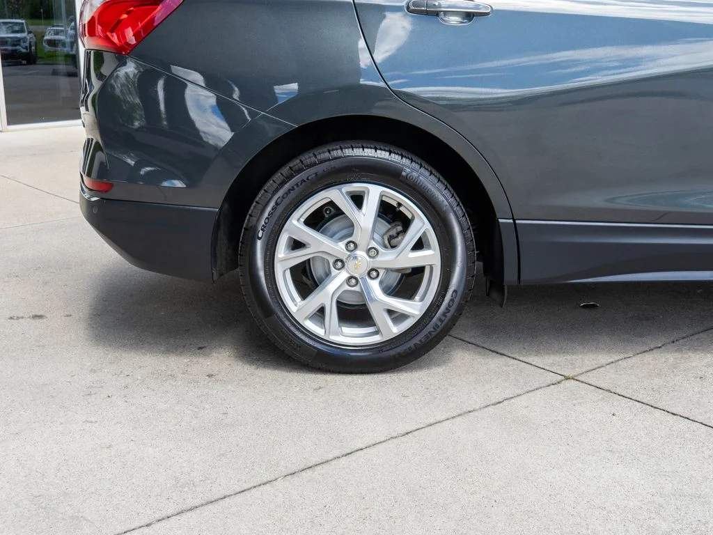 Used 2019 Gray Chevrolet Premier image 37