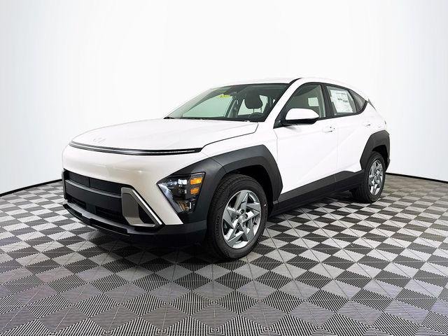 New 2026 White Hyundai SE FWD image 43
