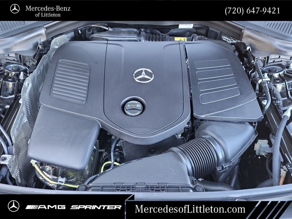 New 2026 Black Mercedes-Benz GLC 300 image 28