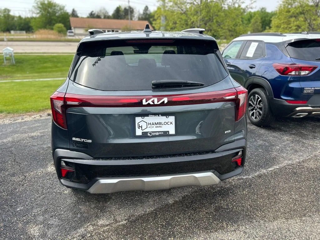Used 2024 Gray Kia EX image 32