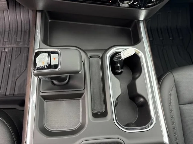 2026 GMC Sierra 1500 SLT - Photo 24