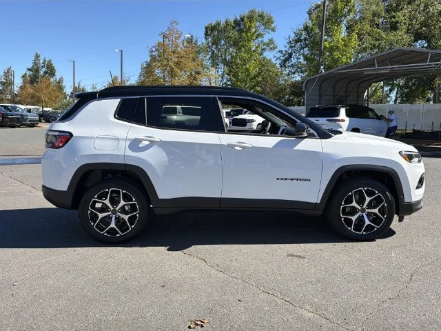 Used 2025 White Jeep Limited image 13
