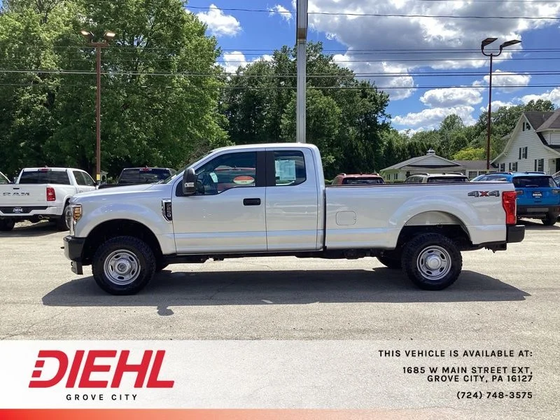 Used 2019 White Ford XL image 4