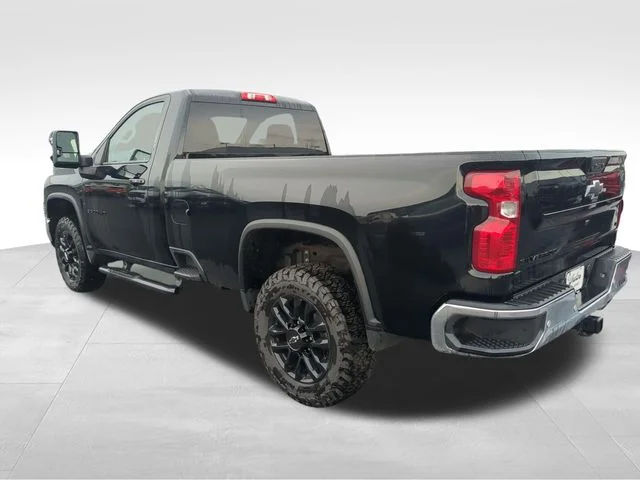 Used 2025 Black Chevrolet LT image 3