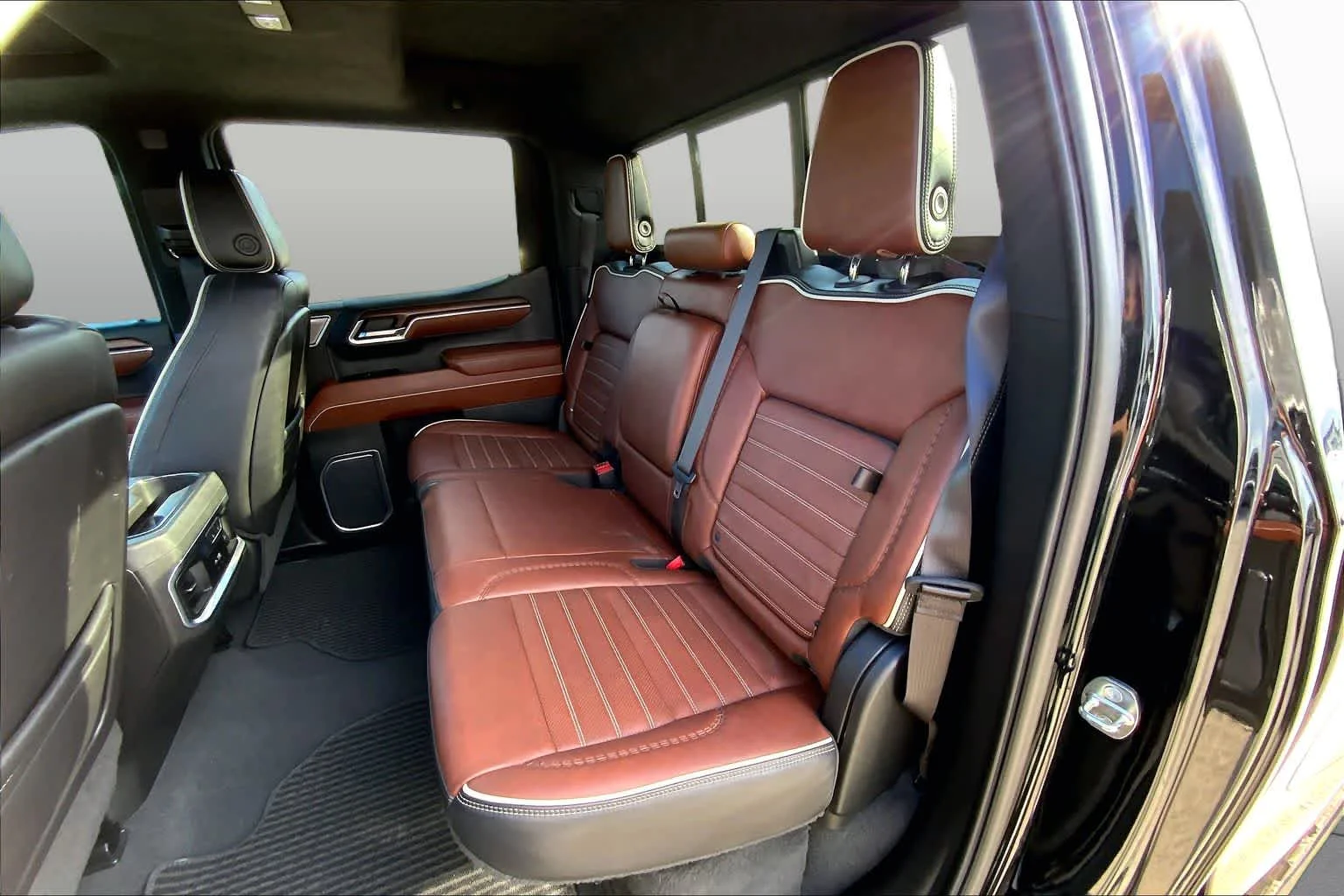 Used 2023 Onyx Black GMC Denali Ultimate image 20