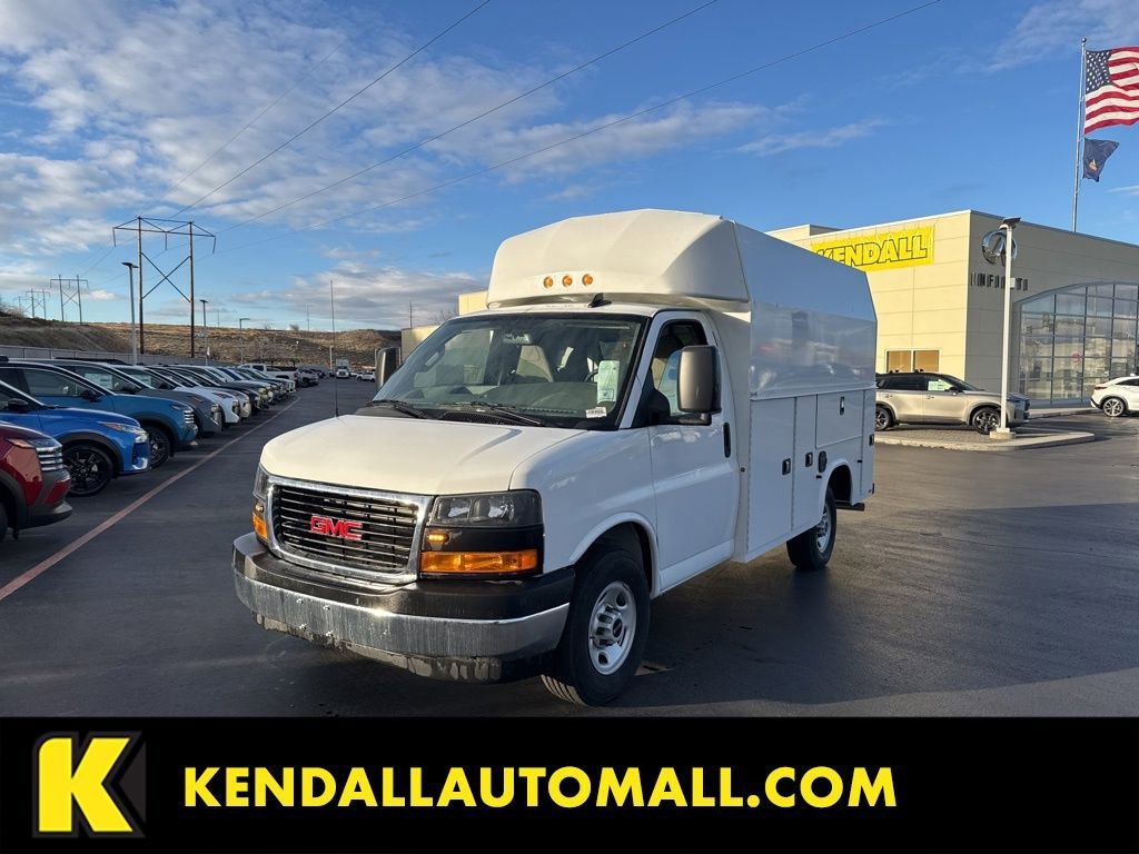 2024 GMC Savana 3500 139" WB's photo