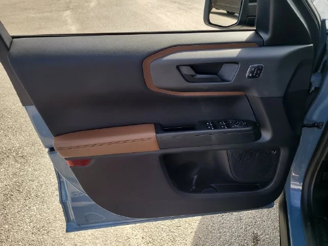Used 2024 Gray Ford Badlands image 16