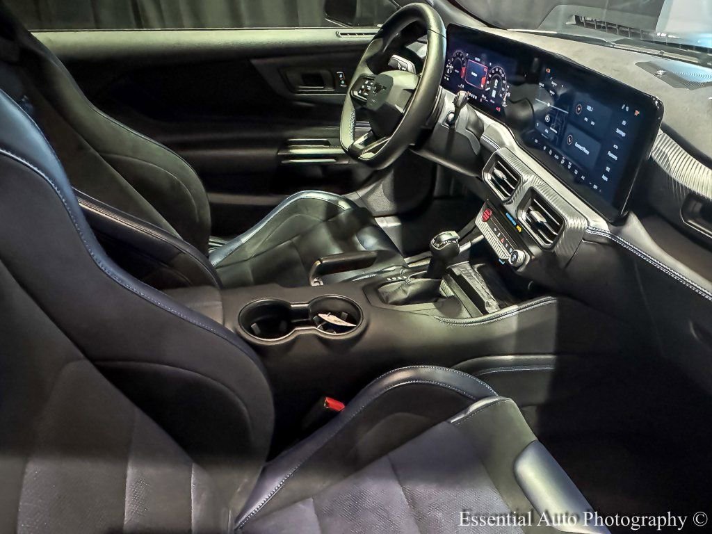 2024 FORD MUSTANG - Image 27