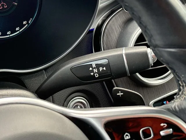Used 2021 Black Mercedes-Benz GLC 300 image 21