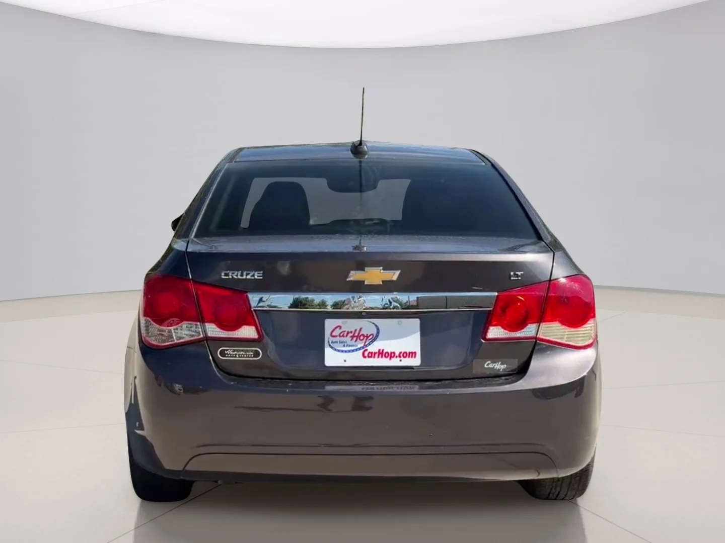 Used 2016 Gray Chevrolet 1LT image 4