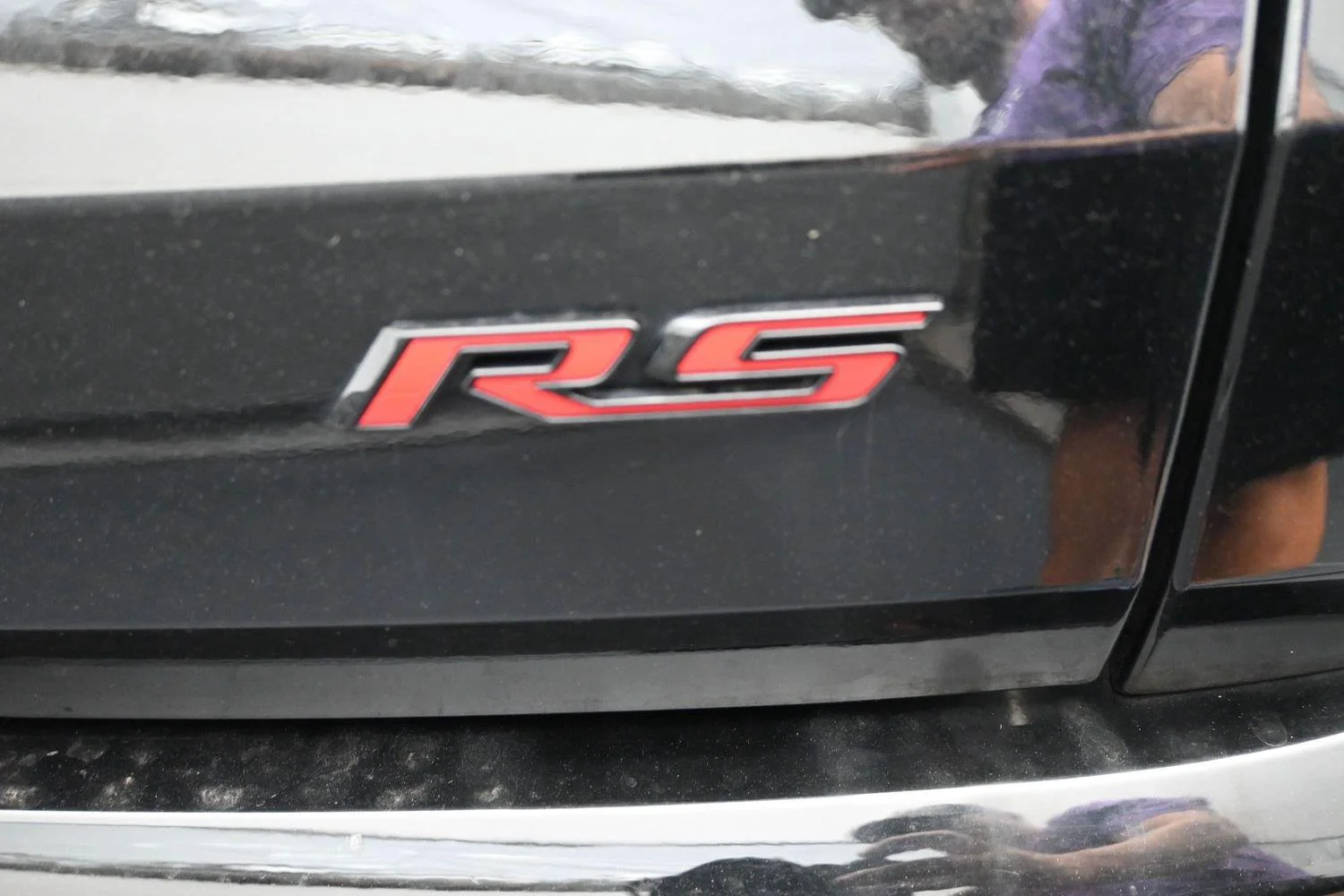 Used 2024 Mosaic Black Metallic Chevrolet RS image 17