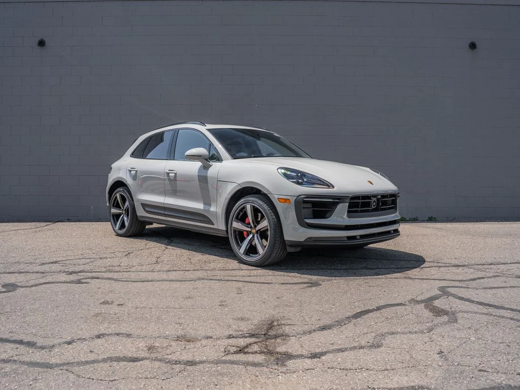 Used 2026 Chalk Porsche S image 9