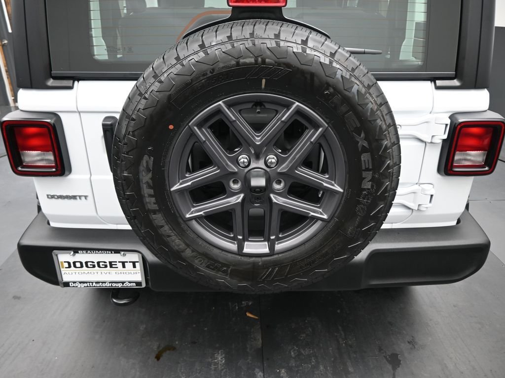 New 2026 Bright White Clear-Coat Exterior Paint Jeep Sport image 21