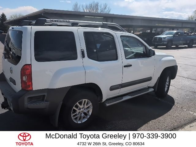 Used 2015 White Nissan S image 3