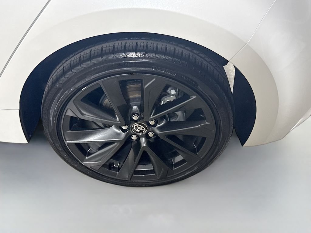 Used 2024 Wind Chill Pearl Toyota XSE image 9