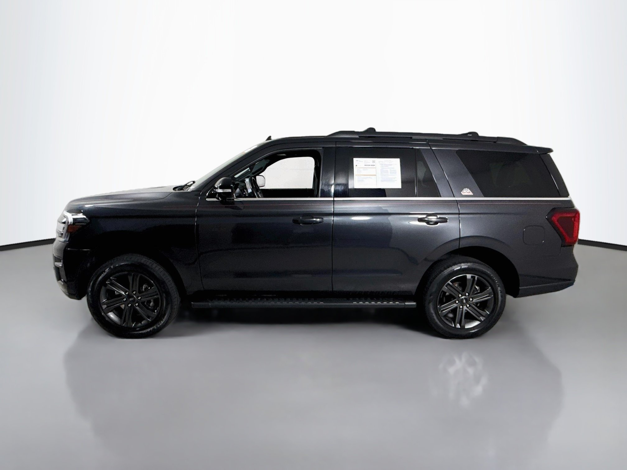 Used 2022 Dark Matter Metallic Ford Timberline image 4