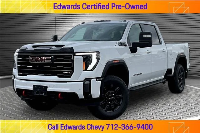 2024 GMC Sierra 4WD Crew Cab Standard Box AT4's photo