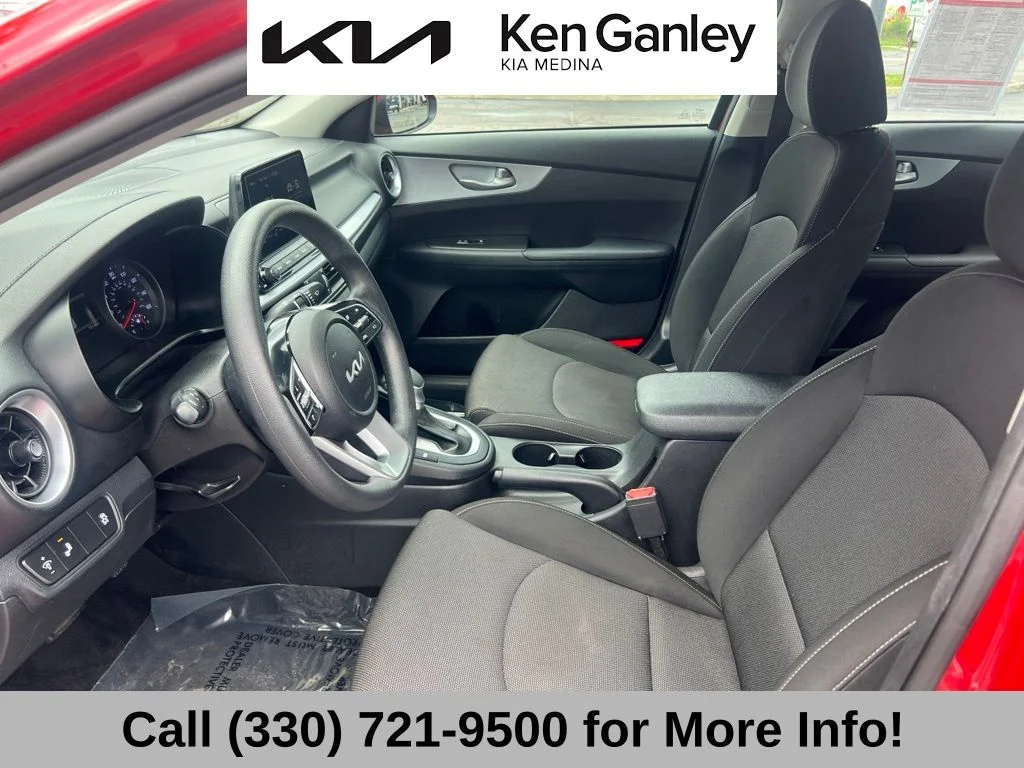 2023 Kia Forte LXS - Photo 41