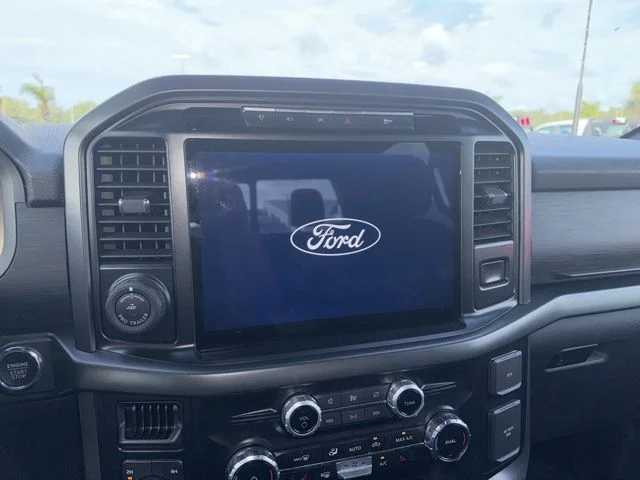 Used 2024 Gray Ford XLT image 12