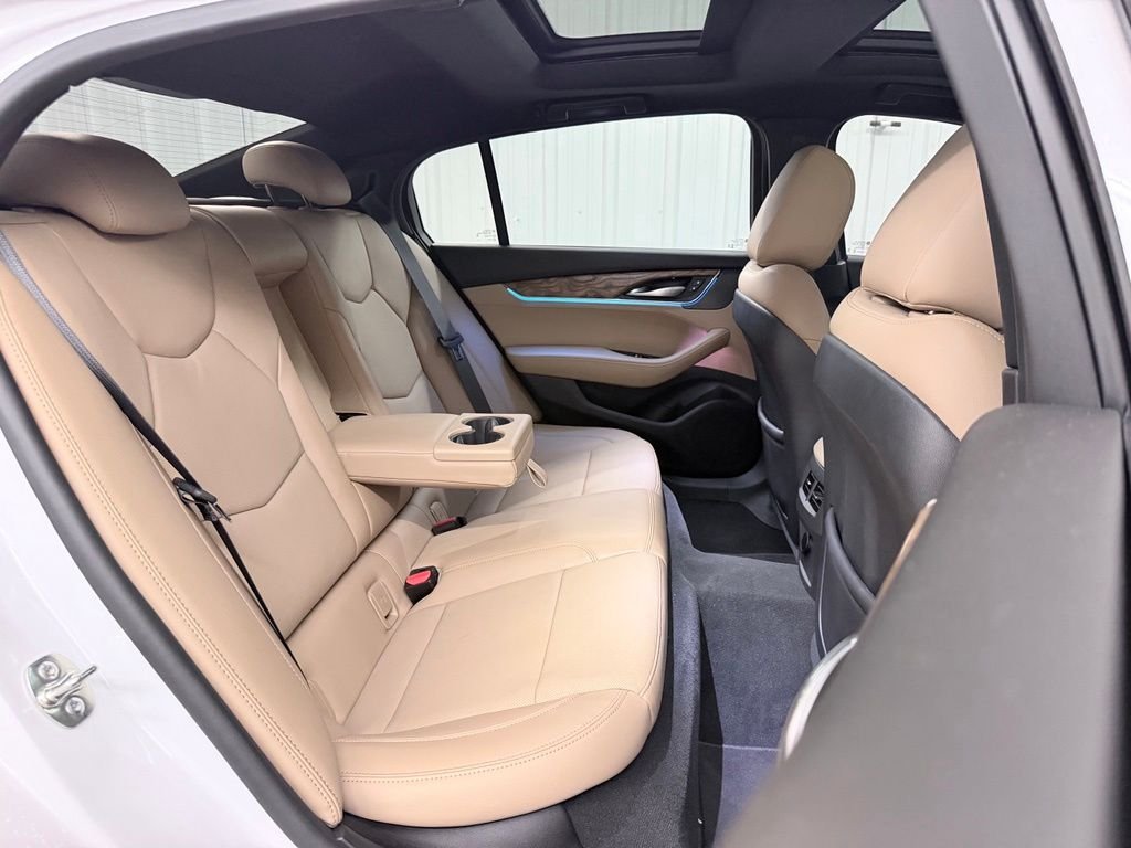 Used 2025 White Cadillac Premium Luxury image 45
