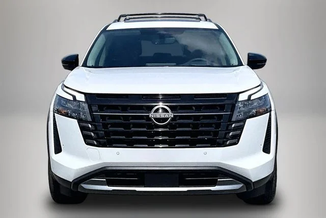 New 2026 Nissan Pathfinder Platinum 4D Sport Utility
