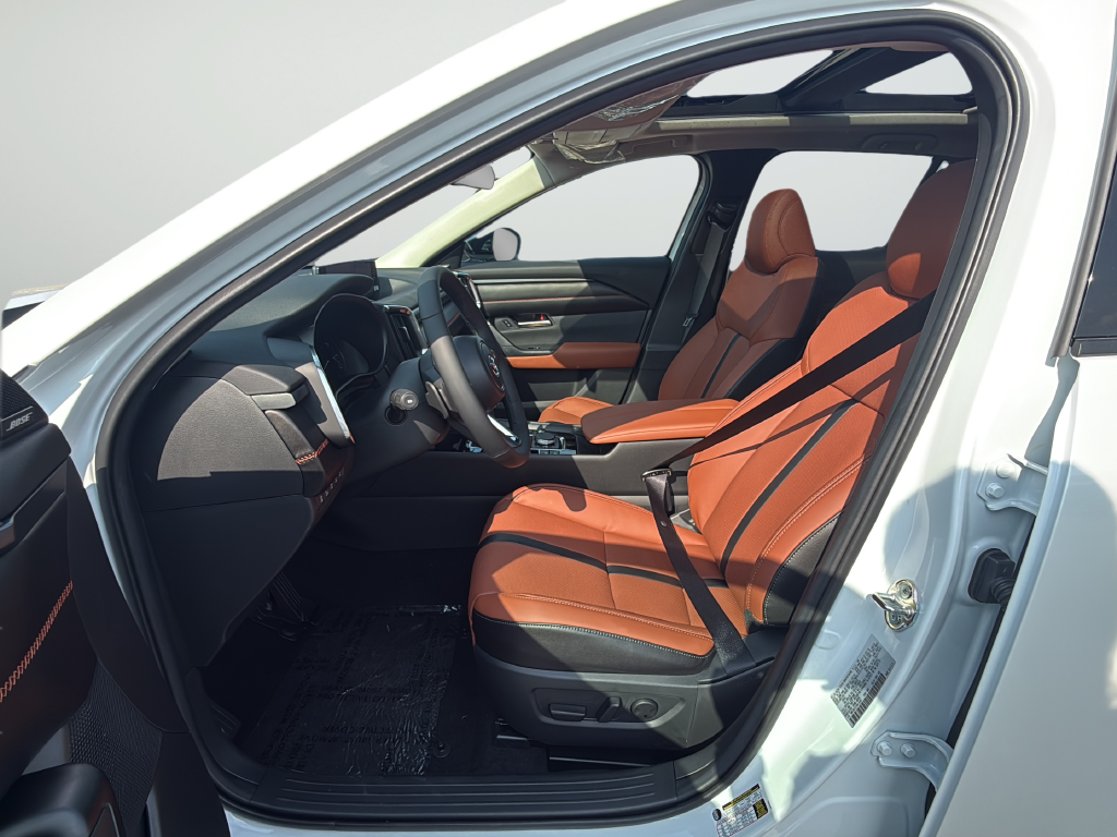 New 2026 Wind Chill Pearl Mazda 2.5 Turbo Premium Plus image 36