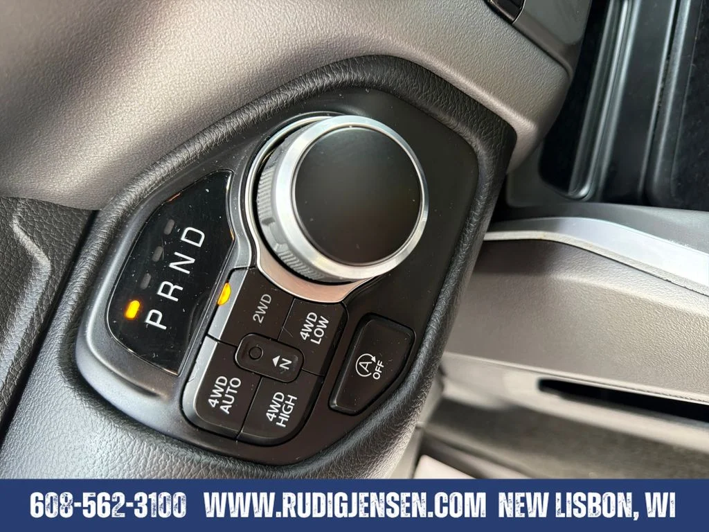 Used 2022 Silver Ram Big Horn/Lone Star image 23