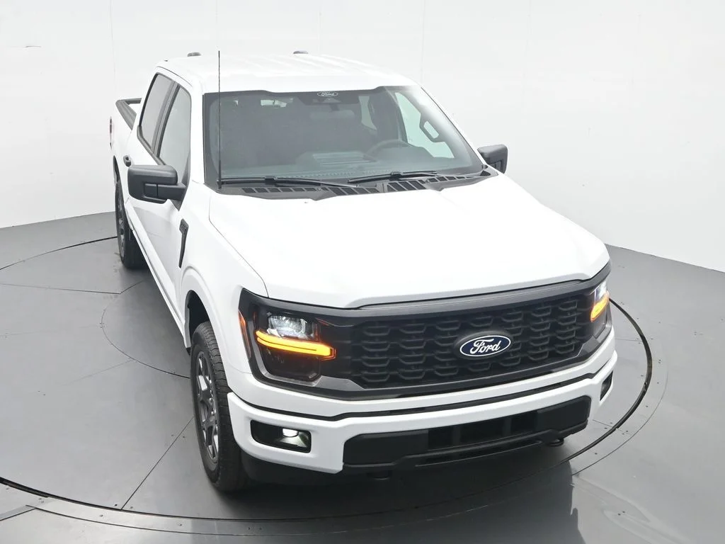 New 2026 Oxford White Ford STX® image 24