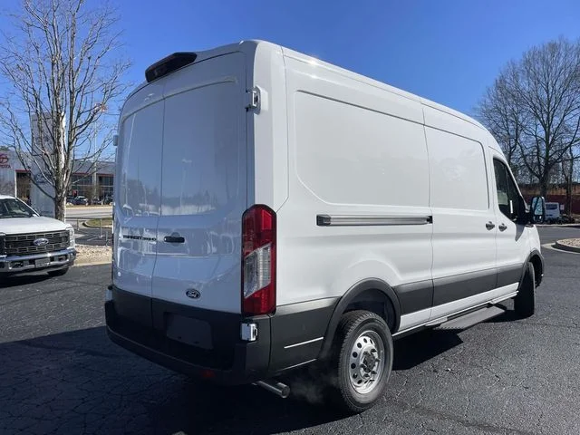 New 2026 Oxford White Ford Cargo Van image 3